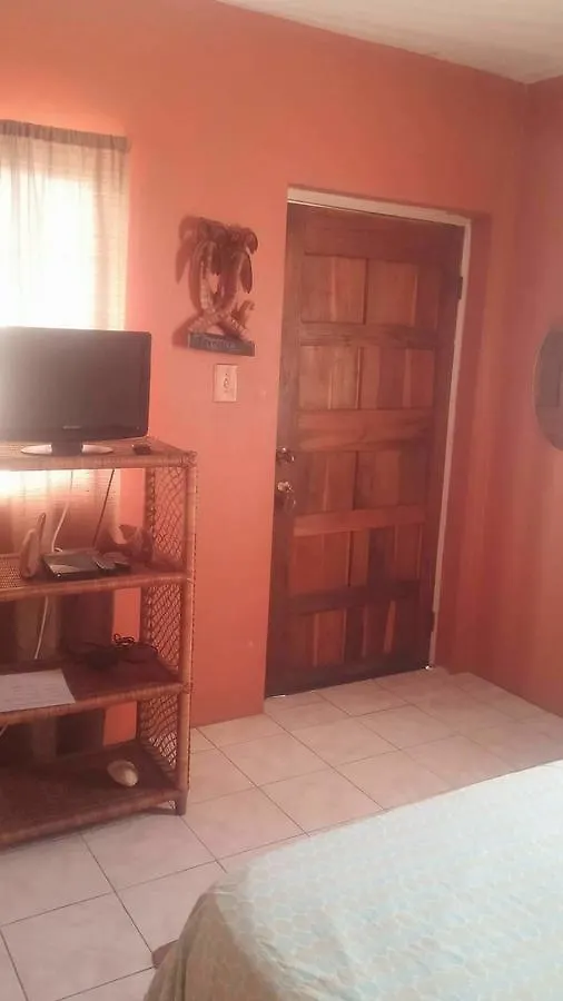 Pensionat Tropical Breeze Villa Negril Jamaica